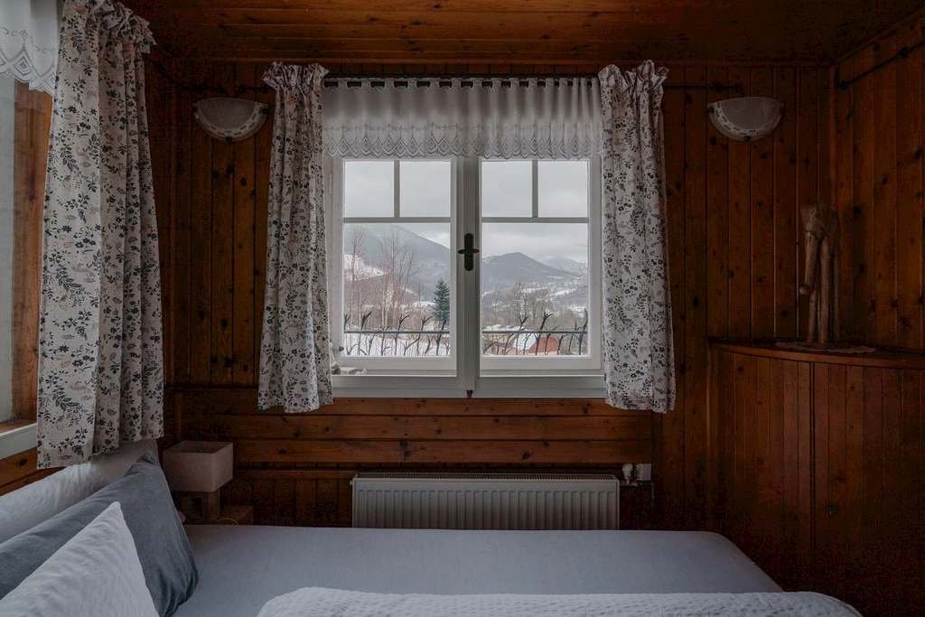 Chaloupka na strani — foto 3