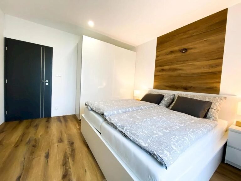 Apartmany dome u machova jezera