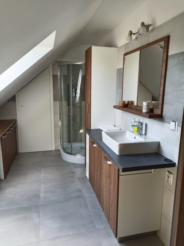 Apartman za lesem