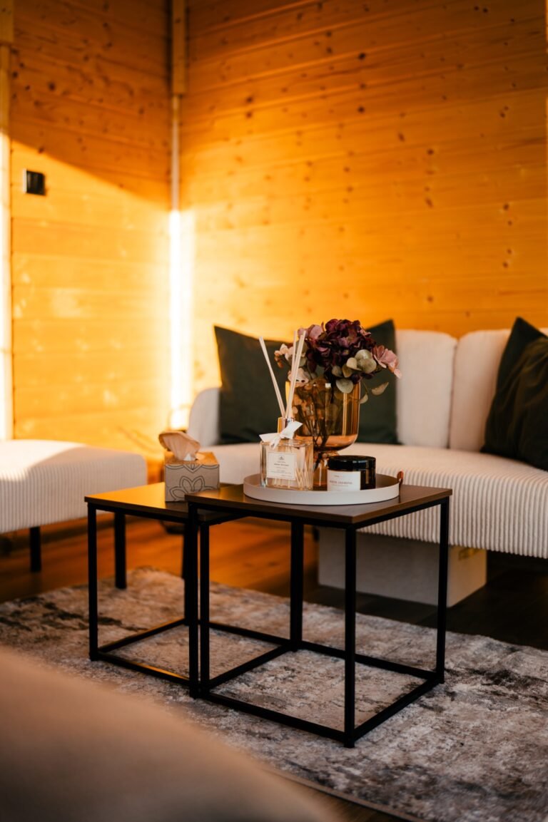 Hideout cabin