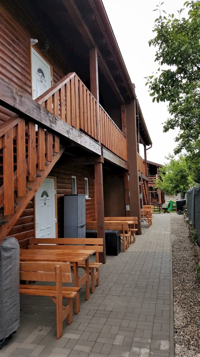 Apartmany l r