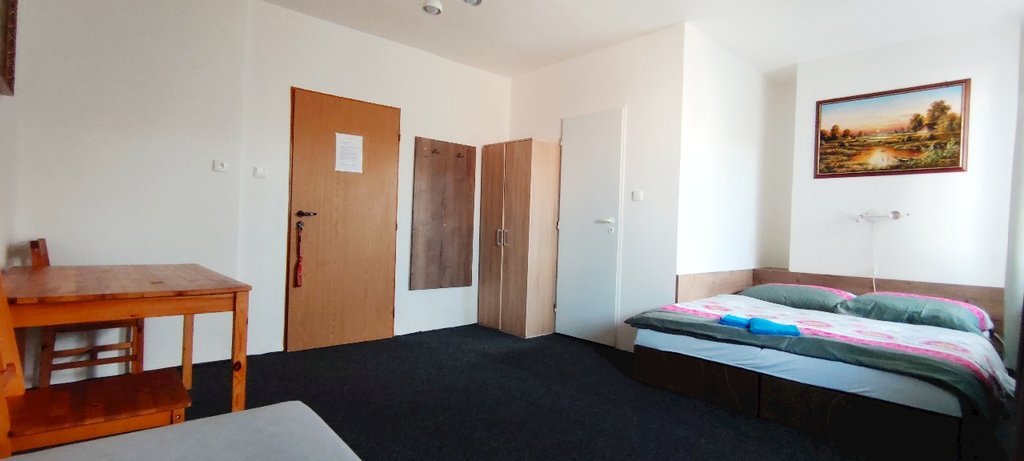 Ubytovani pod lesikem lednice — foto 1