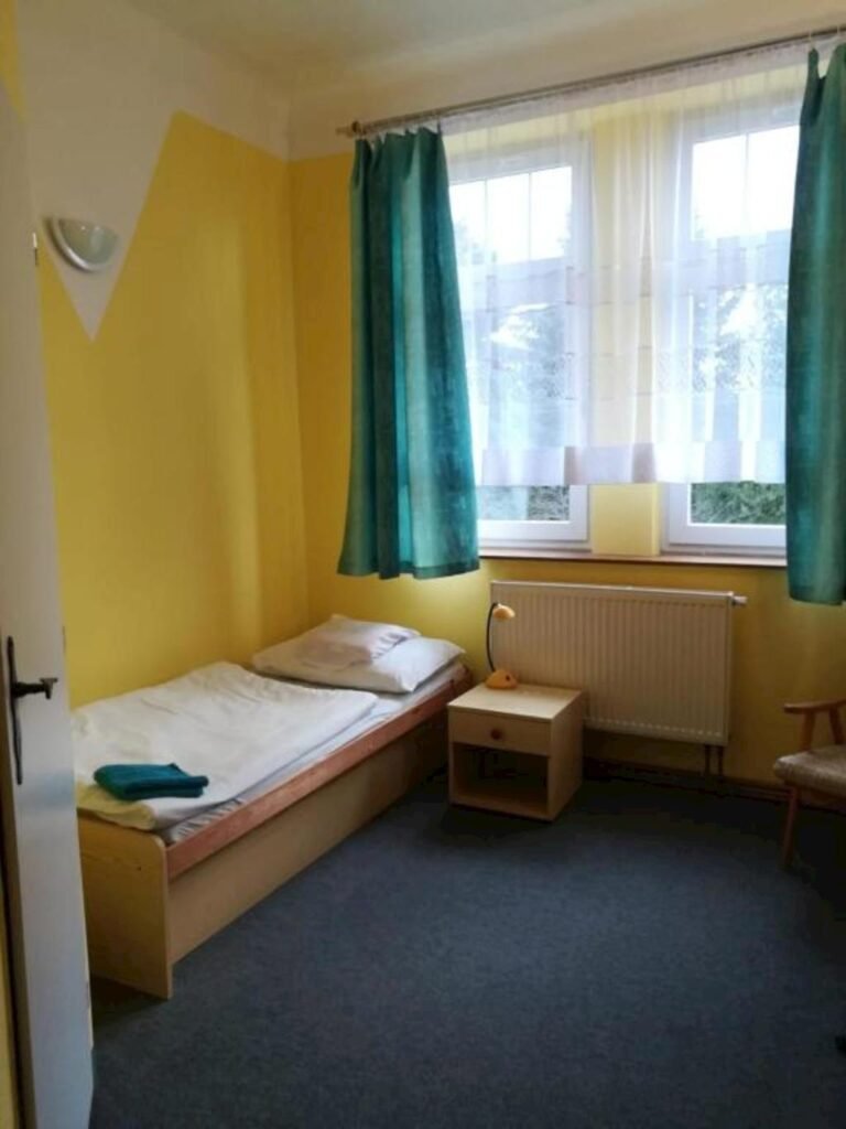 Hotelmodrahvezdasadska
