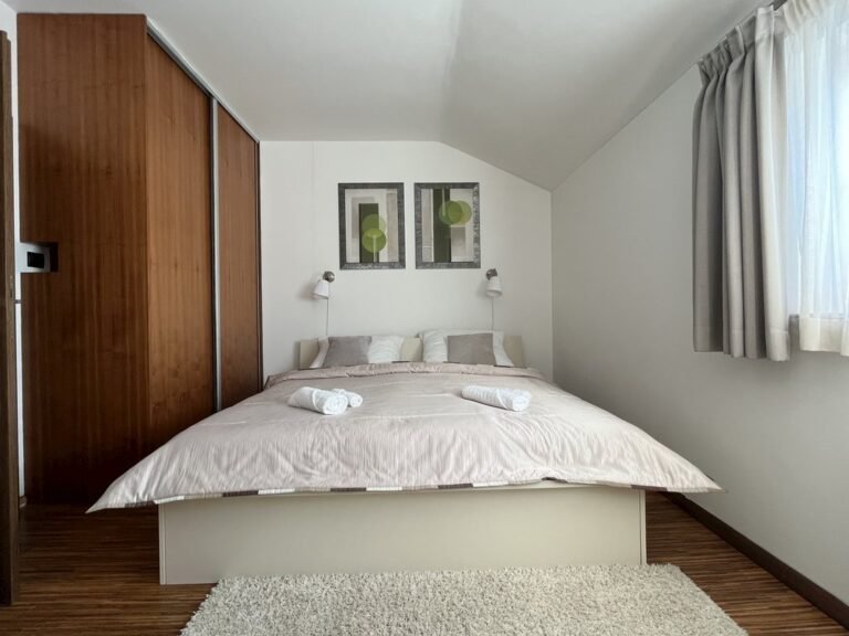 Apartmanovy dom 44